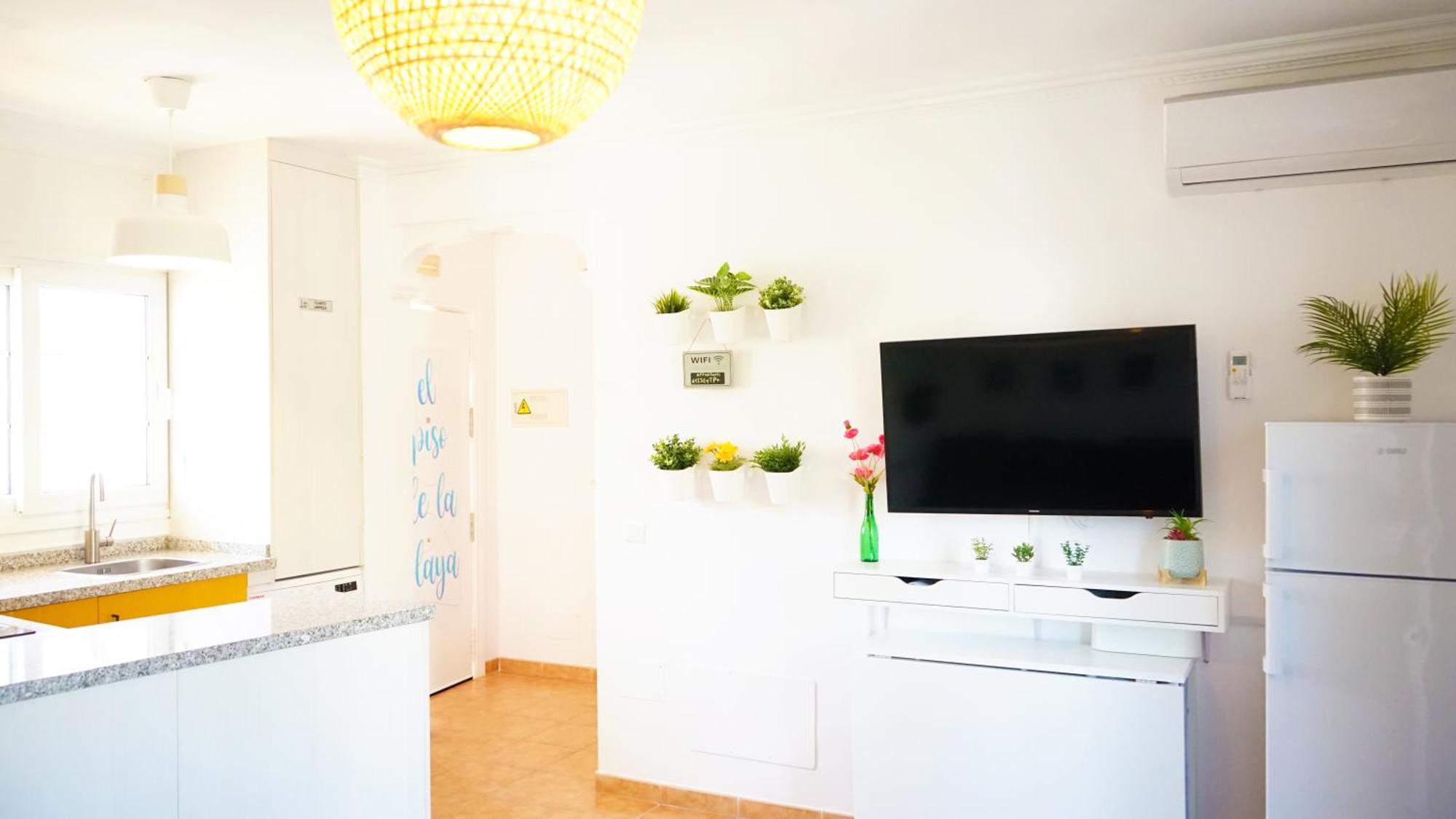 Precioso Apartamento Recien Reformado En نيرخا المظهر الخارجي الصورة